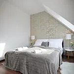 One Luxury Eger