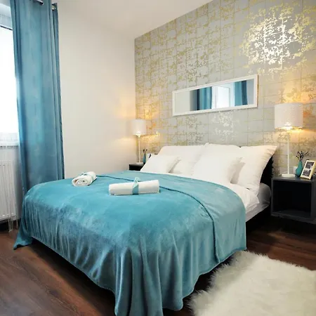One Luxury Eger