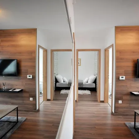 Lägenhet One Luxury Eger